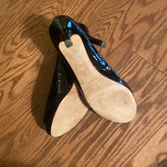 Via Spiga Heels Designed in Italy, Black Patent, Size 8M, Like New, Hardly Worn - Picture 5 of 5